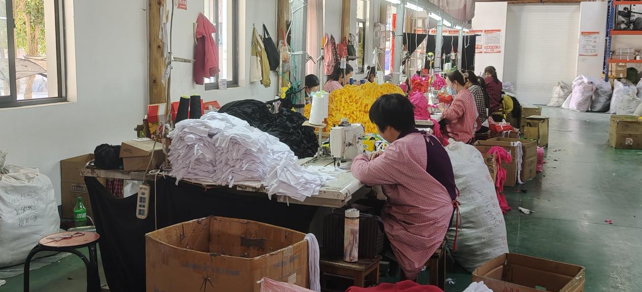 家門口的“針織工廠” 休寧縣商山鎮織就鄉村振興幸福路